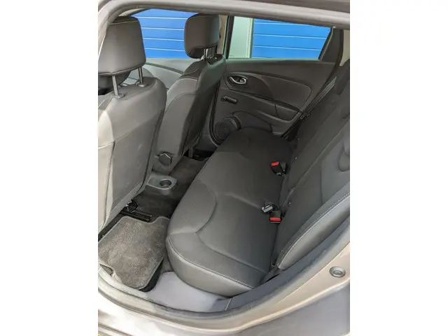 Renault Clio Estate 0.9 TCe Night&Day 2016 Benzine 8