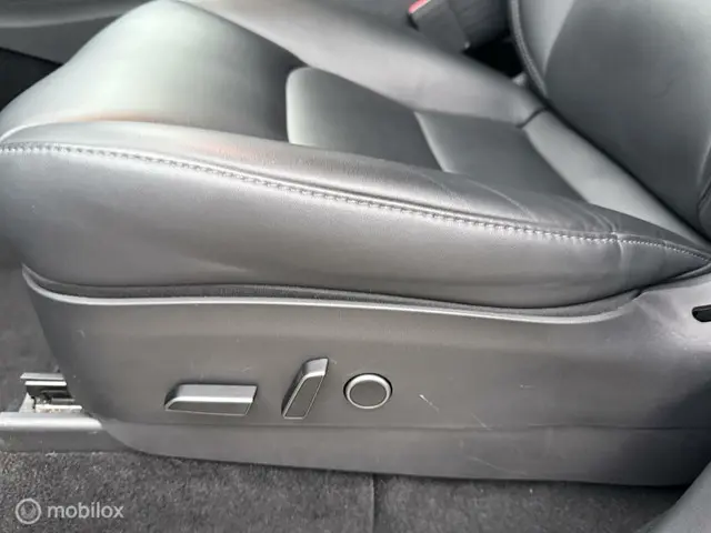 Tesla Model Y Long Range AWD 75 kWh 2021 Elektrisch 22