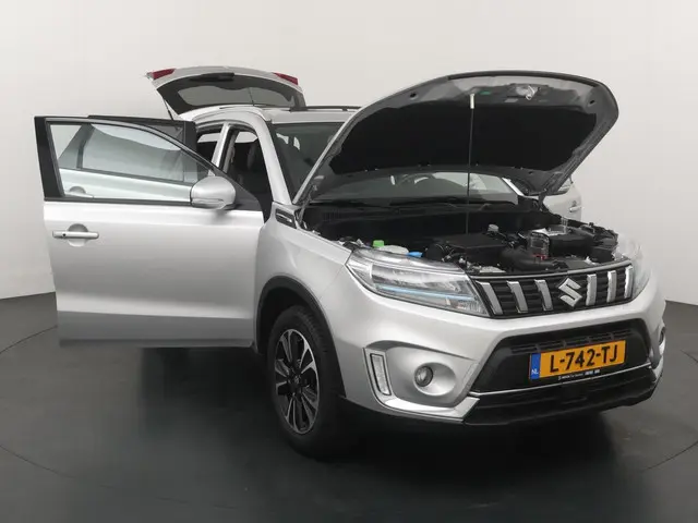 Suzuki Vitara 1.4 Boosterjet Stijl 2020 Benzine 24