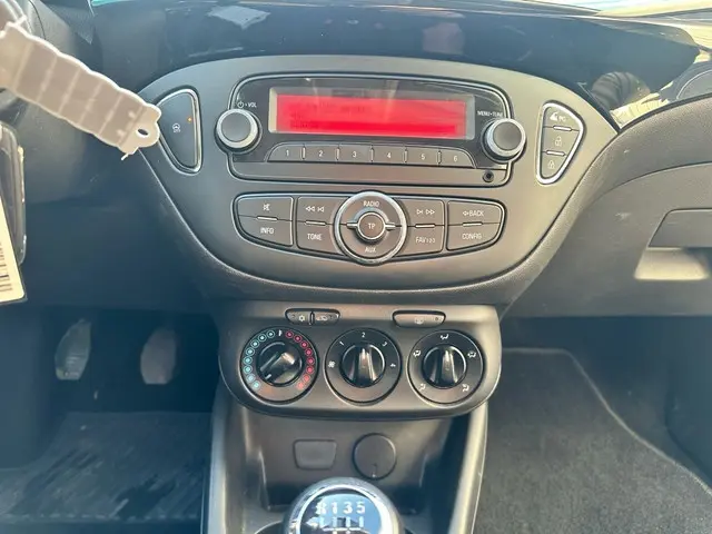 Opel Corsa 1.4 Edition LPG G3 2015 LPG/Gas 8