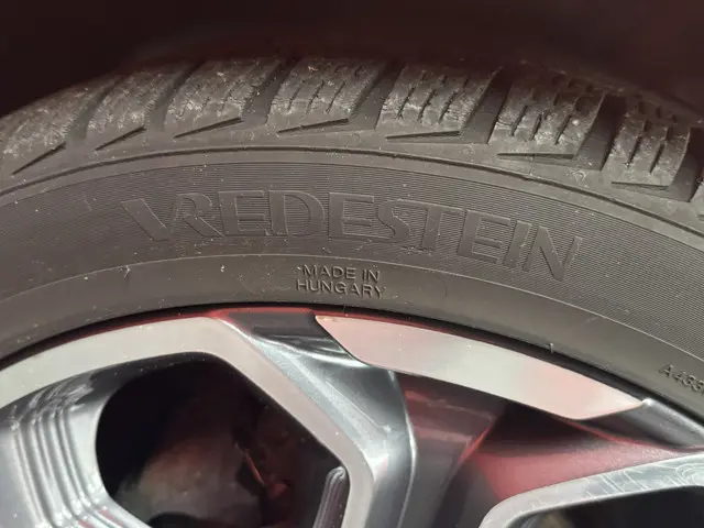 Renault Kadjar 1.2 TCe Bose 2016 Benzine 25