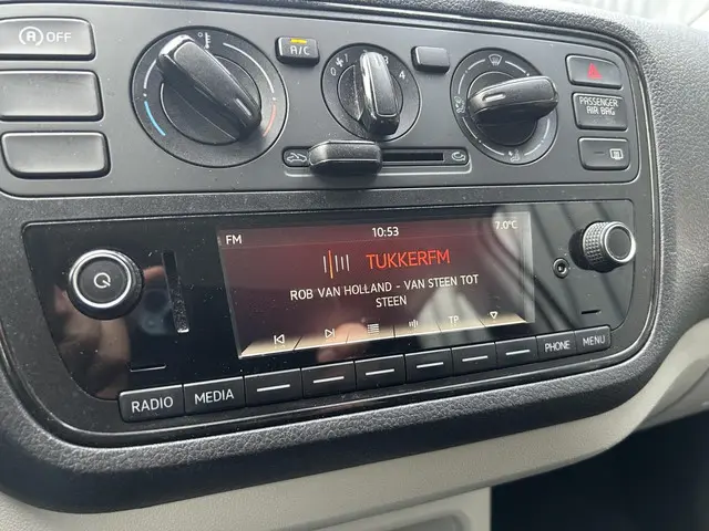 SEAT Mii 1.0 Style Intense 2019 Benzine 12