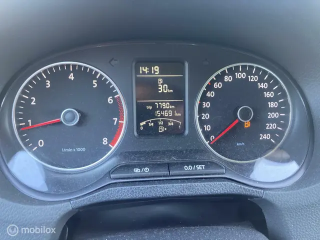 Volkswagen Polo 1.2 Easyline ----NIEUWE APK----- 2014 Benzine 9