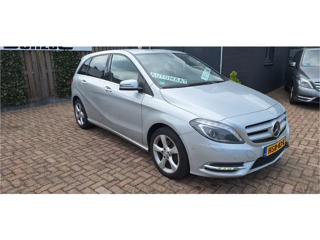 Mercedes-Benz B-Klasse 200 2014 Benzine