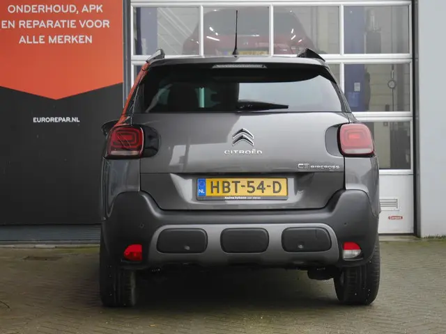 Citroën C3 Aircross 1.2 PureTech Shine 130PK 2024 Benzine 6