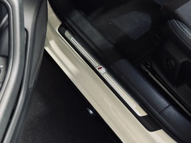 Audi A4 Avant 1.4 TFSI Sport 2x S-Line 2018 Benzine 25