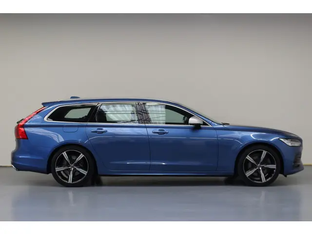 Volvo V90 T4 190pk R-Design 2018 Benzine