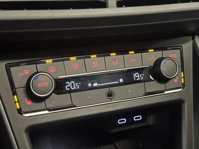 Volkswagen Polo 2.0 TSI GTI 2020 Benzine 21