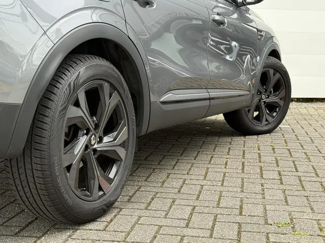 Renault Arkana 1.3 160 R.S. line 2023 Benzine 21
