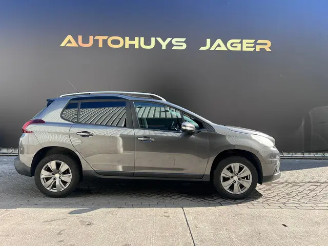 Peugeot 2008 1.2 PureTech Blue Lion 2016 Benzine 7