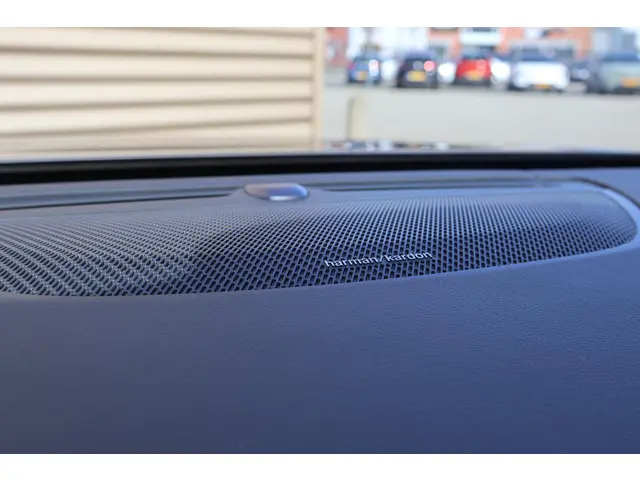 Volvo S90 2.0 B4 R-Design 2022 Benzine 46