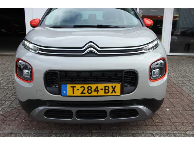 Citroën C3 Aircross 1.2 PureTech S&S Shine 2019 Benzine 19