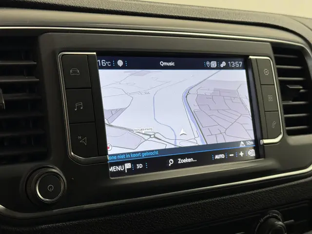 Peugeot Expert 1.5 BlueHDI 120PK L2 2023 Diesel 31