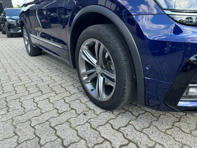 Volkswagen Tiguan 1.4 TSI 4Motion R line 2018 Benzine 9