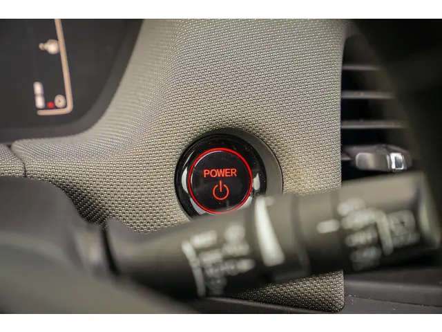 Honda Jazz 1.5i e:HEV CROSSTAR 2020 Hybride Benzine 18
