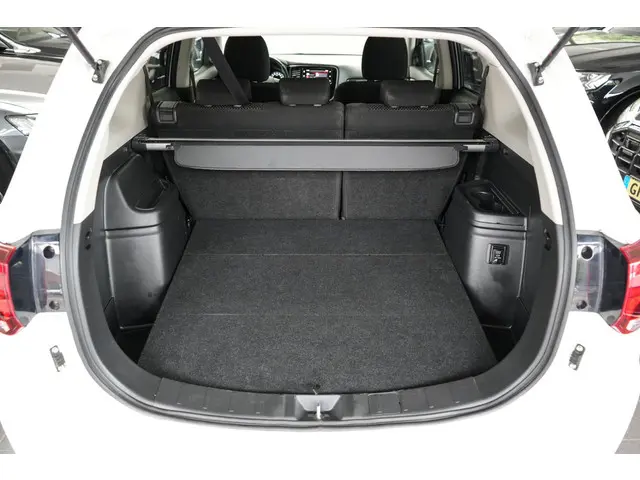 Mitsubishi Outlander 2.0 2017 Benzine 21