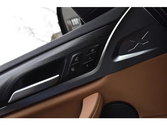 BMW X3 M40i xDrive High Executive 2022 Benzine 28