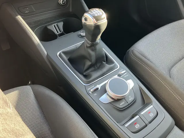 Audi Q2 30 TFSI/110PK Advanced edition 2022 Benzine 15