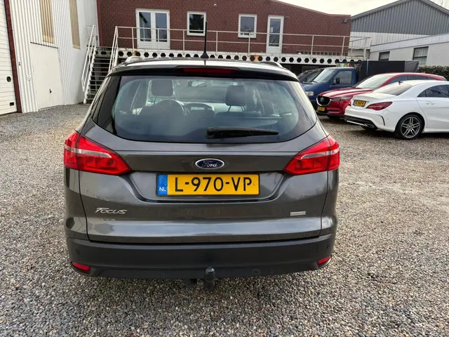 Ford Focus Wagon 1.0 Lease Edition 2017 Benzine 8