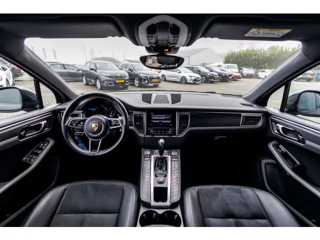 Porsche Macan 2.0 2018 Benzine 6