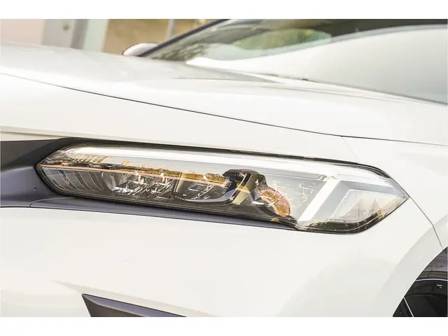 Honda Civic 2.0i e:HEV SPORT 2023 Hybride Benzine 33