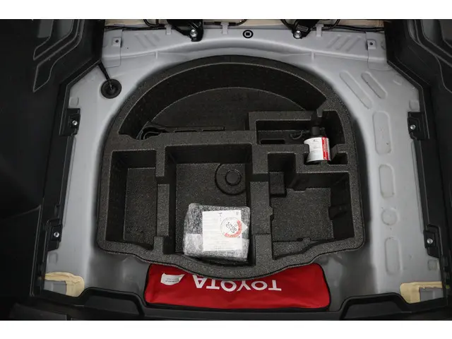 Toyota Yaris Cross 1.5 Hybrid 115 2024 Hybride Benzine 33