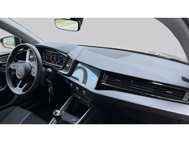 Audi A1 Sportback 25 TFSI 96pk Pro Line 2021 Benzine 14