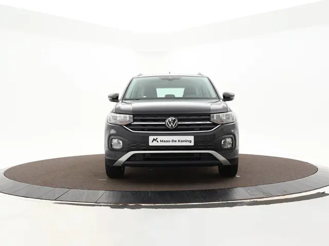 Volkswagen T-Cross 2