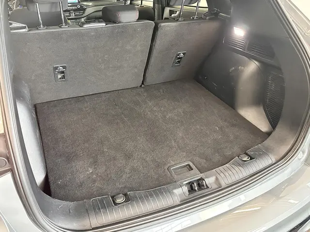 Ford Kuga 2.5 PHEV ST-Line Automaat 2023 Hybride Benzine 9