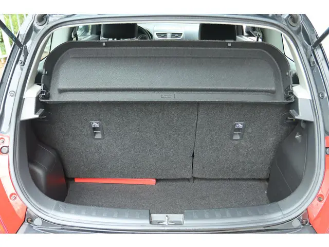Suzuki Swift 1.2 COMFORT EASSS 2012 Benzine 17