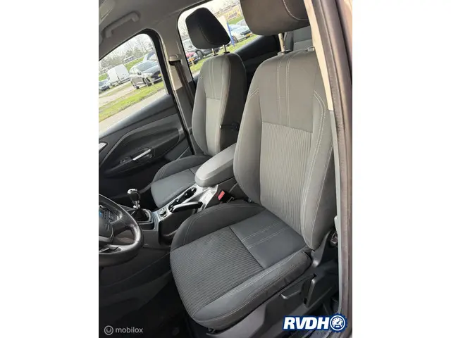 Ford C-MAX 1.0 Titanium 2013 Benzine 17