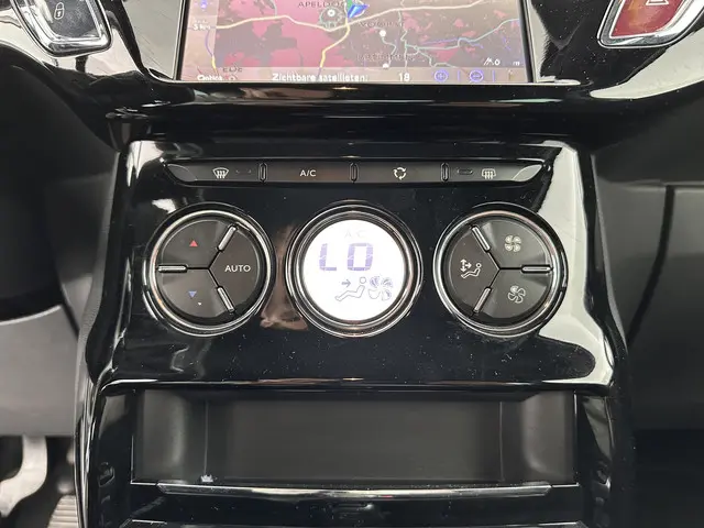 DS DS 3 1.6 BlueHDi Business 2015 Diesel 13