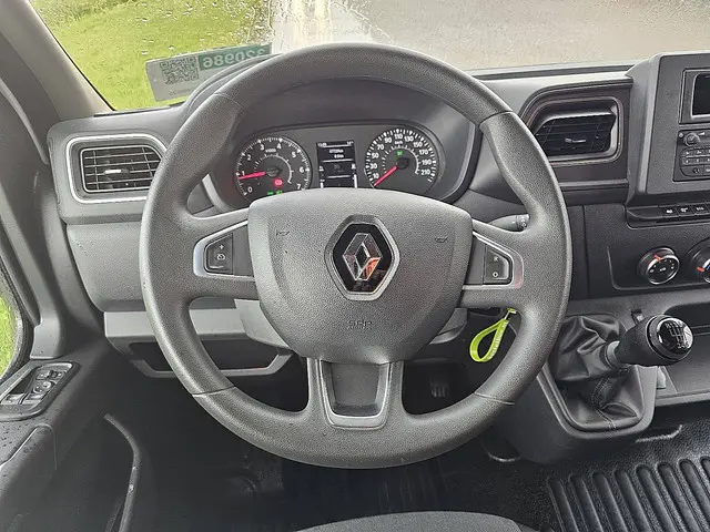 Renault Master 2.3 2023 Diesel 10