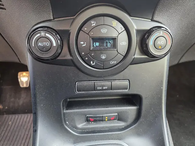 Ford Fiesta 1.6 ST2 2015 Benzine 17