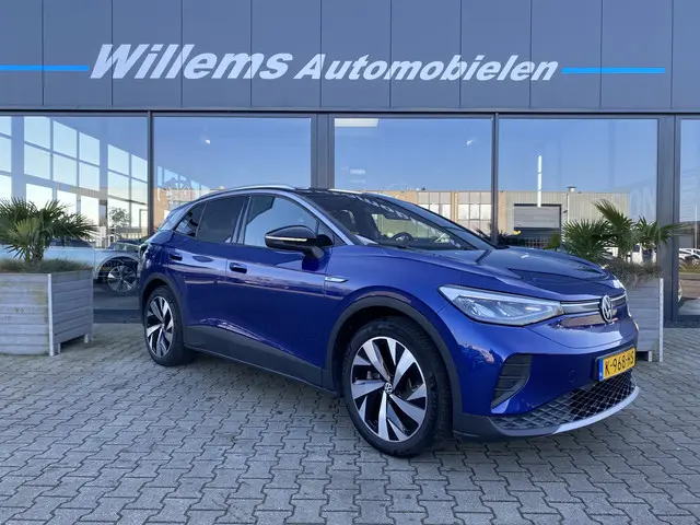 Volkswagen ID.4 First 77 kWh 92% 2020 Elektrisch 3