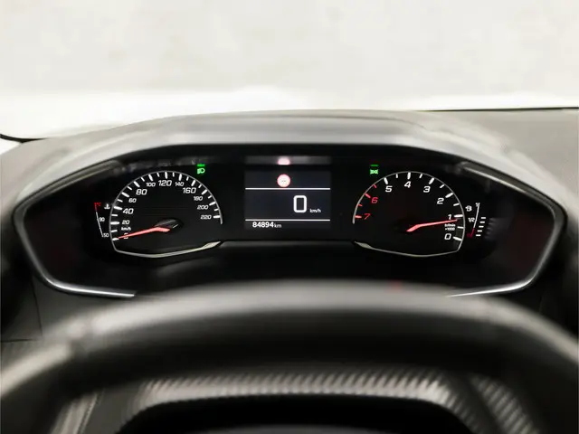 Peugeot 208 1.2 PureTech Sport 2021 Benzine 20