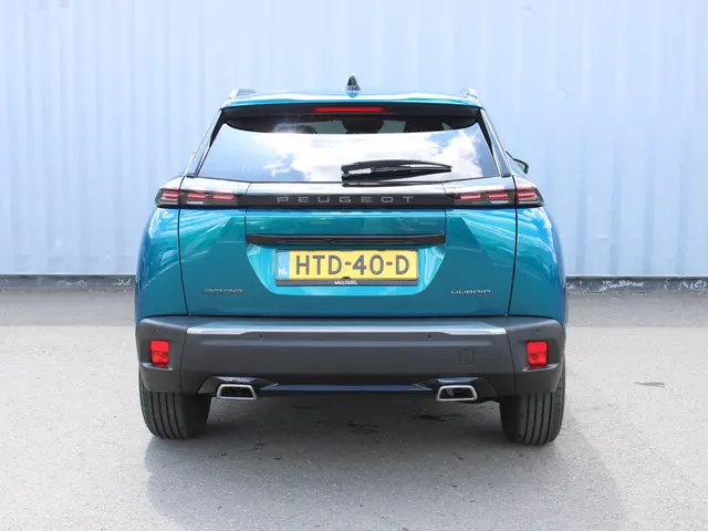 Peugeot 2008 HYBRID 145 ALLURE 2025 Hybride Benzine 6