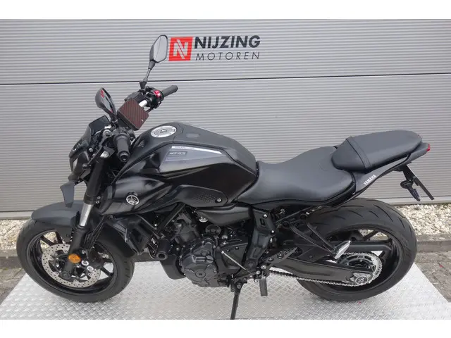 Yamaha MT 07 ABS 2022 Benzine 15