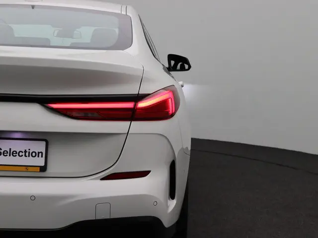 BMW 2 Serie Gran Coupé 218i 2021 Benzine 19