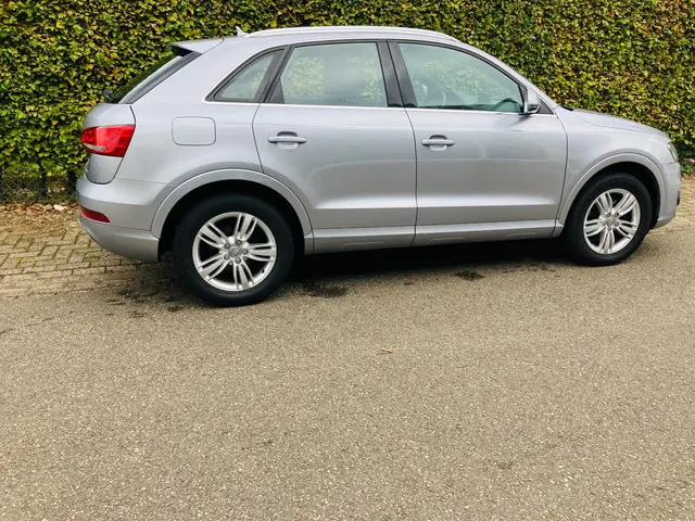 Audi Q3 1.4 TFSI Automaat 2014 Benzine 6