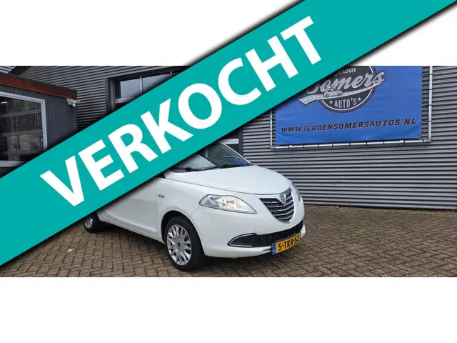 Lancia Ypsilon 0.9 TwinAir Gold automaat 2014 Benzine