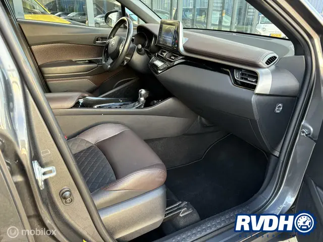 Toyota C-HR 1.2 Dynamic 2017 Benzine 19