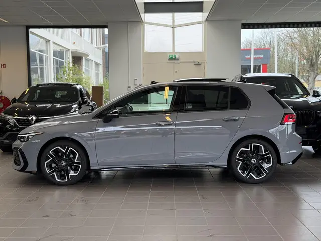 Volkswagen Golf 1.5 R line 2024 Hybride Benzine 6