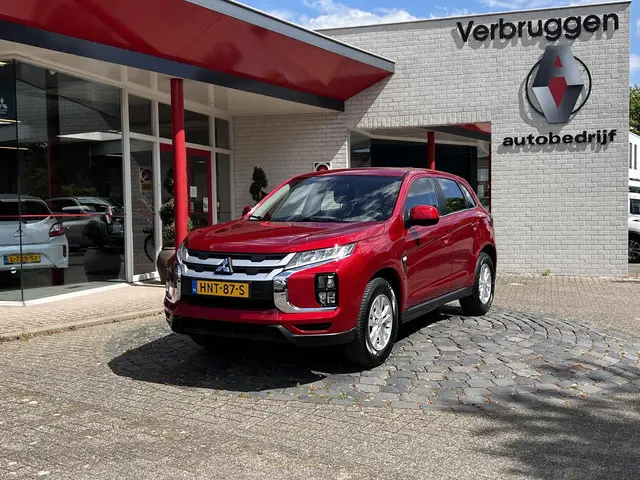 Mitsubishi ASX 2.0 Pure 2020 Benzine 30