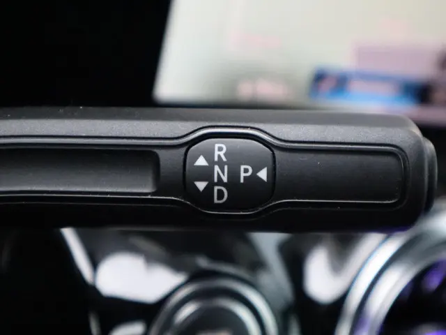 Mercedes-Benz GLA 250 e AMG Line 2022 Hybride Benzine 18