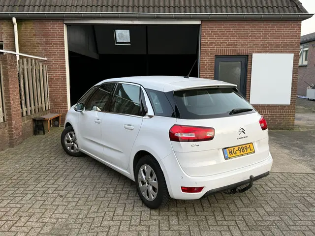 Citroën C4 Picasso 1.2 PureTech Intensive 2016 Benzine 5