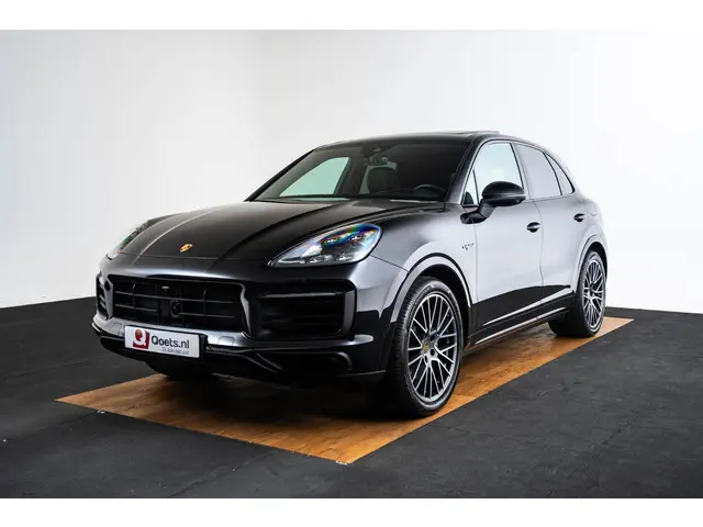 Porsche Cayenne 3.0 E-Hybrid 2020 Hybride Benzine 6