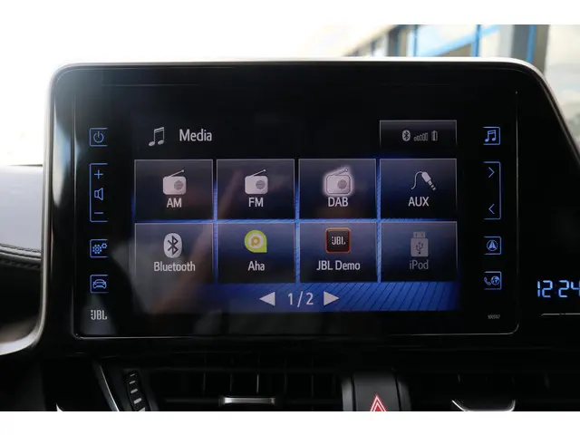 Toyota C-HR 1.8 Hybrid Style 2018 Hybride Benzine 36