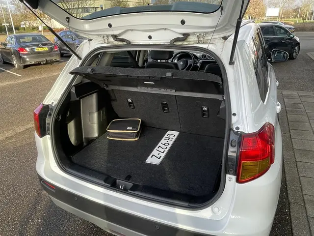 Suzuki Vitara 1.6 High Executive 2015 Benzine 7