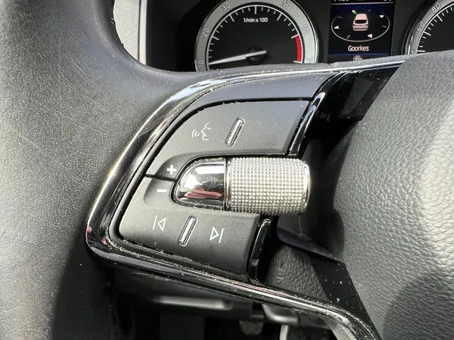 Škoda Karoq 1.0 TSI Business Edition Plus 2021 Benzine 23